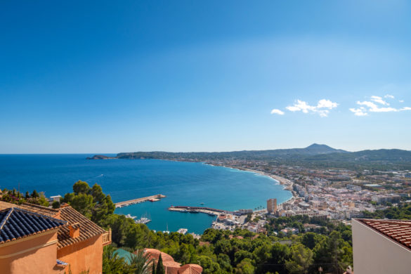 Guide to buying a property in Jávea
